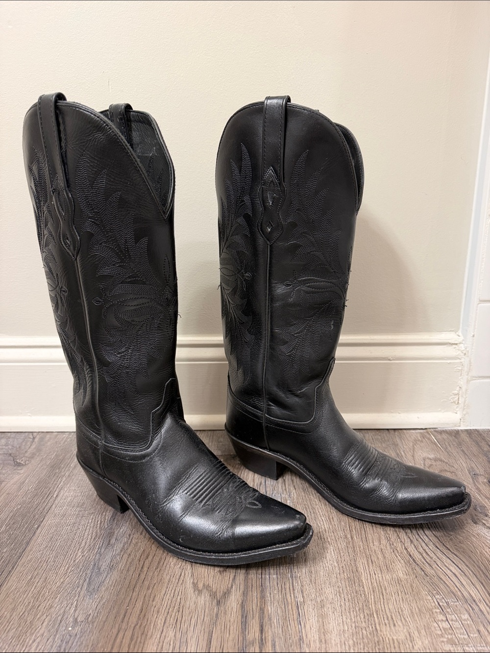 OLD WEST WOMEN'S TALL BLACK SNIP TOE TALL COWBOY BOOTS